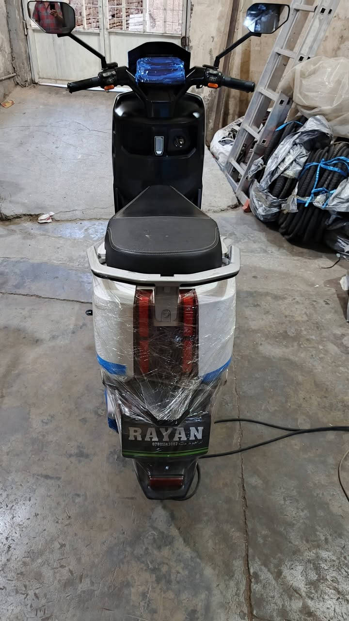 دراجه شحن ريان وحش الكون
ست🔋 بطاريات مسطره تقرأ ١١
مستعمله شهرين ونص بيها وصل شراء وبيها بصمتين+سويجين 
ملاحظه نقصها تجوه
مكاني بغداد الشعب /او سوق الغزل
***********
سعرها ٨٧٥
