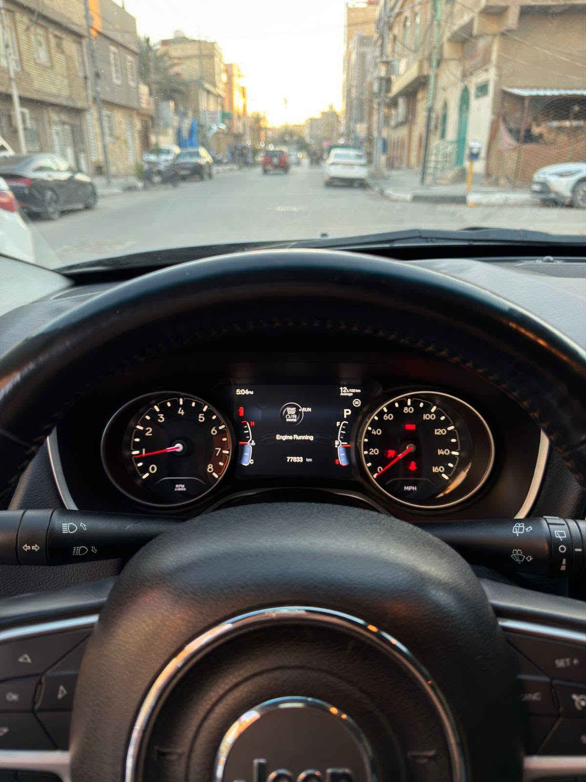 جيب كومباس ليمتد موديل 18 تو كولر
فول مواصفات جنطة كهرباء جلد كشنات كهرباء هيترات شاشة كبيرة اشاير بالمري
بدون فتحة سقف
راديتر مي وتبريد شركة بجم كبس بلادي ضررها صبغ ربع بنيد وجاملغ وباب سيارة جديدة بمعنى كلمة رقم بغداد باسمي ماشية 50 مايل حدادية جديدة بطارية جديدة تايرات جديدة
مكانها بابل مسيب او كربلاء 
***********
السعر 108 بيها مجال بسيط
