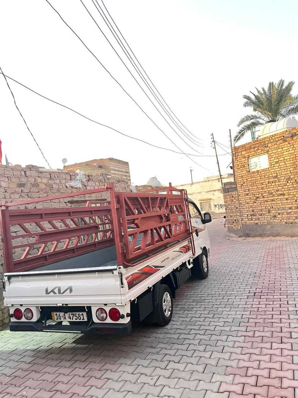 سلام عليكم كيا موديل 2024ماشيه 42الف سياره كفاله عامه مصفره غرامات وضريبه مداور ثاني يوم سياره خير من الله ماعايزه شي مكانها ديوانيه الحمزه الشرقي سعرها 155وبيها مجال***********
