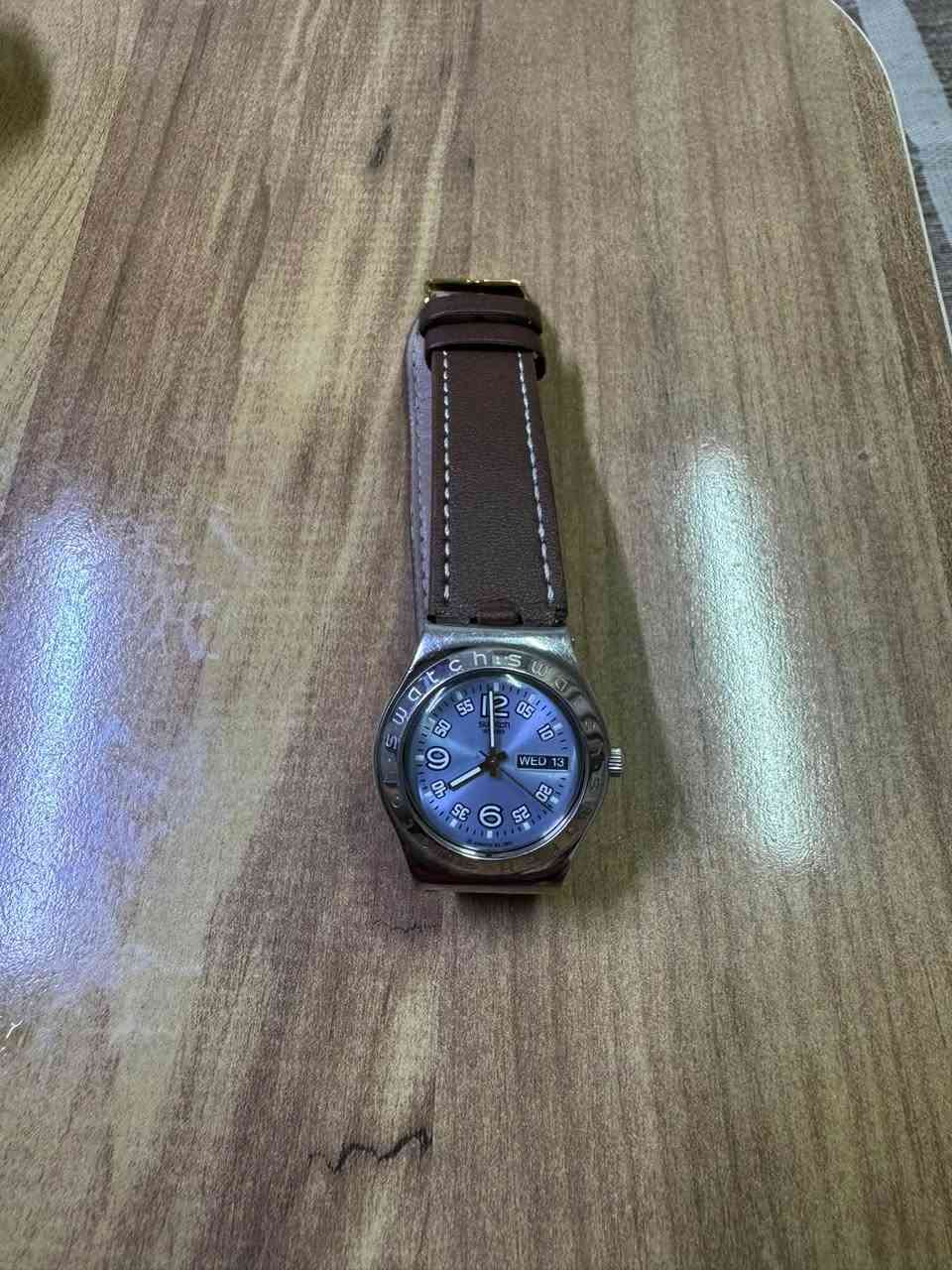 مجموعة ساعات • للبيع