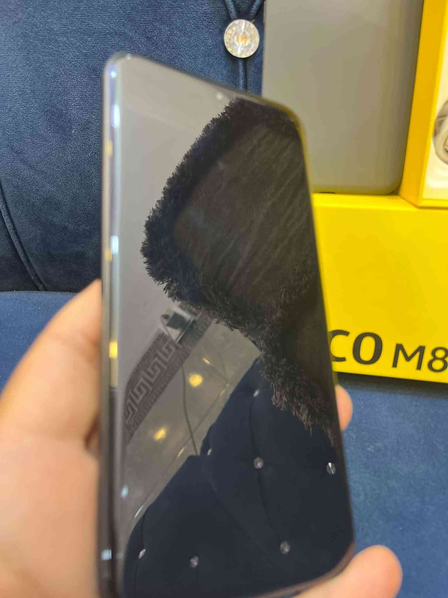 بوكو m8 برو فايف جي • ٢٥٦ • بطارية ١٠٠٪