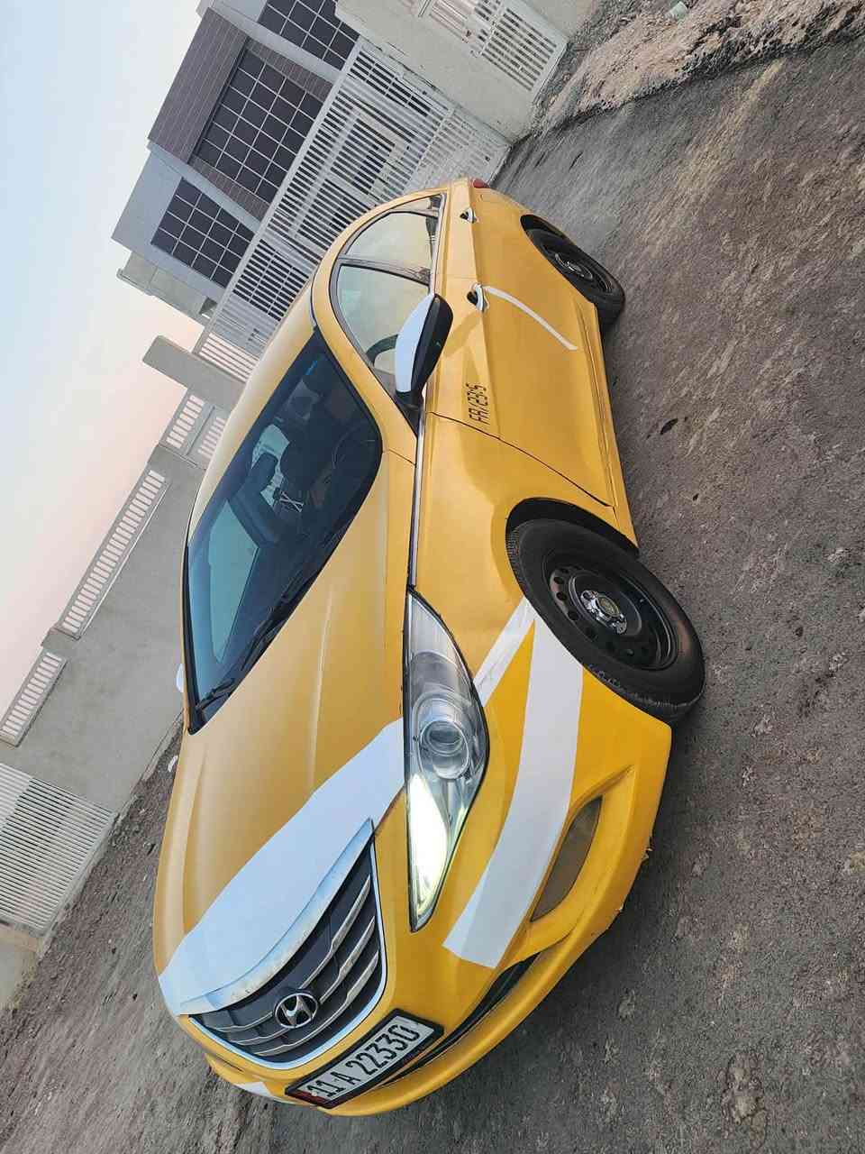 سوناتا،2013 فول المواصفات عدا الفتحه بسمي رقم بغداد دولي وارد أمريكي تبديل جاملغ فقط بدون داخل مكينه كير حداديه تبريد مابيه نقص  مكانه ناصريه سوق الشيوخ سعره 73 وبين مجال
***********

