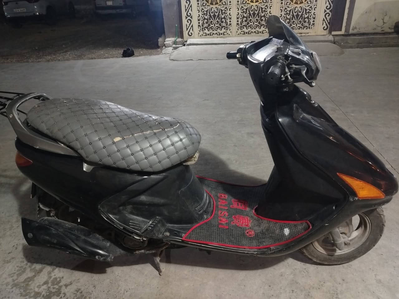 سلام عليكم
للبيع ماطور فراشة 

سعره 475 الف بيها مجال 

للتواصل: *********** واتساب 
               *********** واتساب
