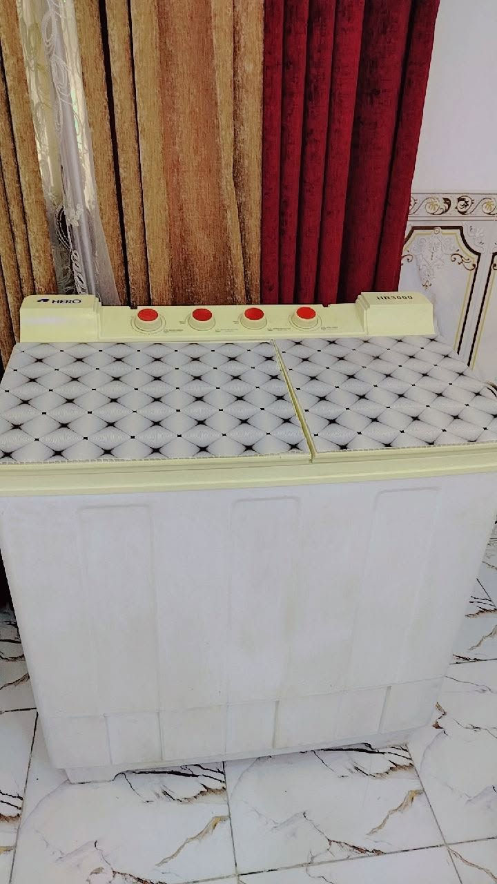 وجبة جديده للغسالات المستعمله لو اتلحك لو لا غسالات نضيفه هيتاشي الياباني ٢٥كيلو ٩٥ وبيه مجال بسيط والثانيه هيتاشي أصغر منه ١٨كيلو بيع ٩٠ وبيه مجال بسيط وغسالة هيرو المصريه الحجم الكبير ٣٥ كيلو بيع ٩٠ وبيه مجال بسيط وغسالة روني ٢٥ كيلو بيع ٨٥ وبيه مجال بسيط كولهن انضاف هاتف*********** بيه واتساب
