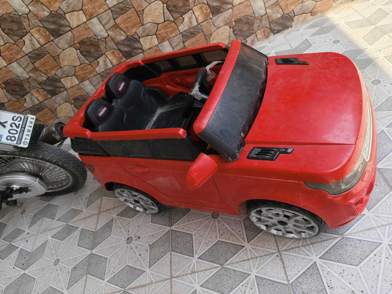 سياره اطفال للبيع سعر مناسب 35 الف ماعرف عطلها شنو ***********
