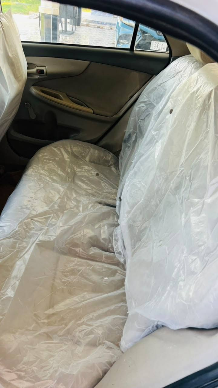 للبيع كورلا٢٠٠٩
محدث ١٣ s
سياره جاهزه مصبوغه حزام وحادثها جاملغ امامي وجاملغ خلفي وصبغتها جماليه صورها قبل صبغ عندي
سياره جاهزه ع اخر حبايه 
صدر جديد
محرك كصه شادلها مال موديل ١٧ توني شاده
تخم تاير 
جامه اماميه 
رقم جديد
تبريد ثلج
غرفتها بلاديه 
وشديتلها شاشه اندرويد
اي نقص مابيها الفضل لله
السعر المطلوب 110$
مكان السياره الفلوجه الصقلاويه 
***********
