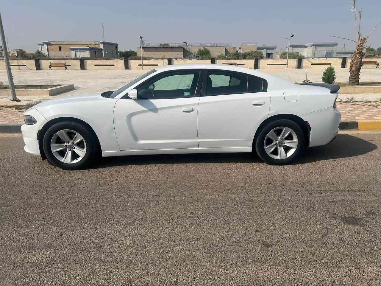 جارجر • موديل ٢٠١٥ • محرك ٦