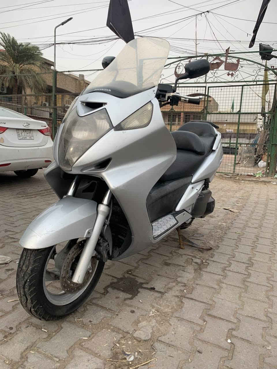 سلفر ٤٠٠ • فديو • مجال قليل