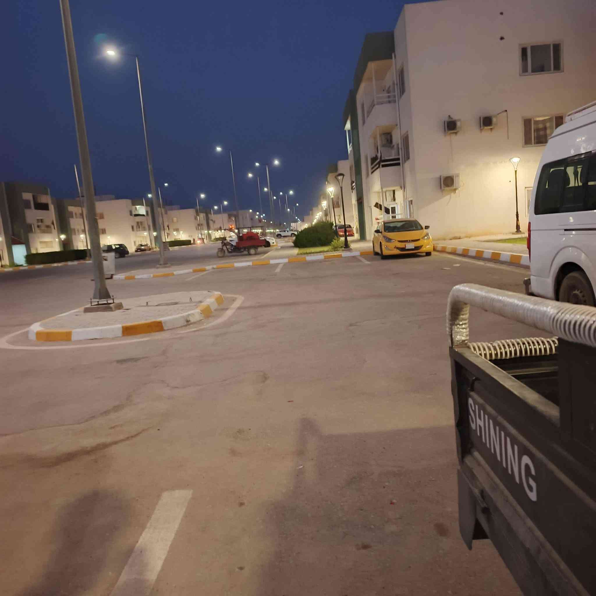 سلام عليكم  توفرت شقق مجمع ريحانه السكني في بغداد قرب مجمع بسمابه تحديدن بغداد ناحيت الوحده قرب جسر المشات  
١١٠اول ب٤٠٠
١١٠ثاني ب٤٠٠
١٤٢ارضي٥٠٠
١٧٢ثاني ب٥٠٠ الدلاليه نصف شهر
مكاتبه  مجانيه موافقه الهيئه ٢٥٠ للسفسار  رقمي  ‏‪***********‬‏ موجود واساب
