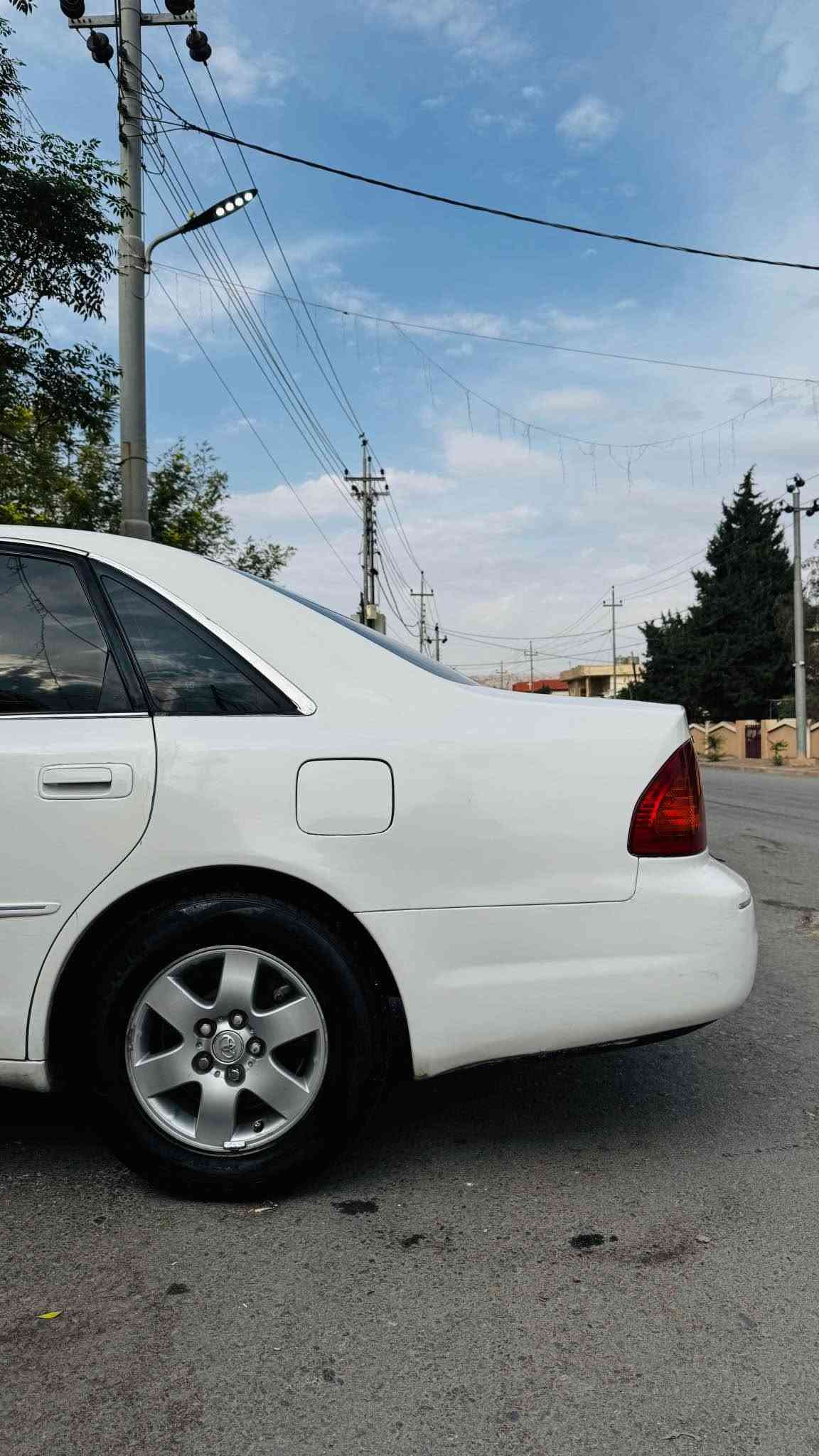 أفالون • ٢٠٠١ • اوتوماتيك