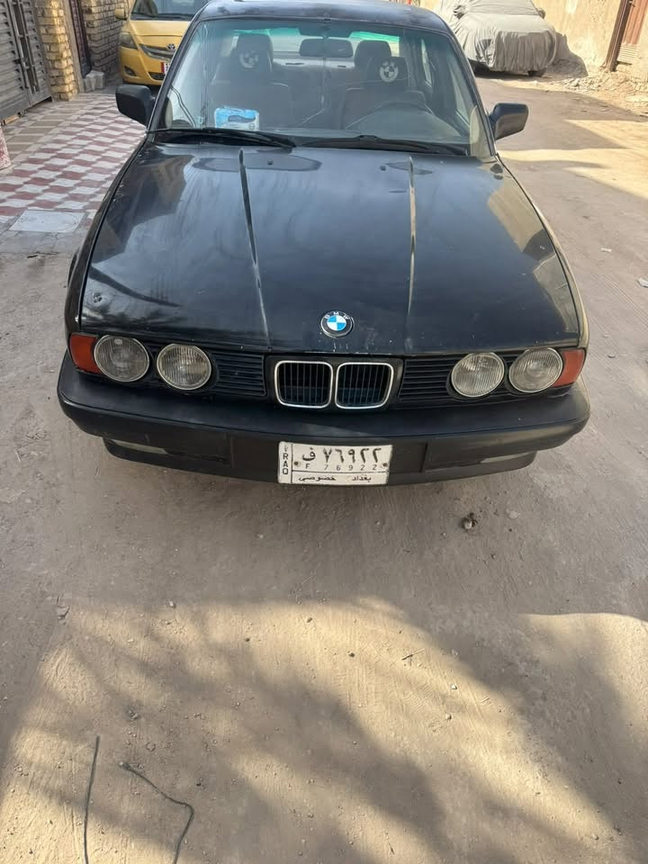بي ام 525 • للبيع