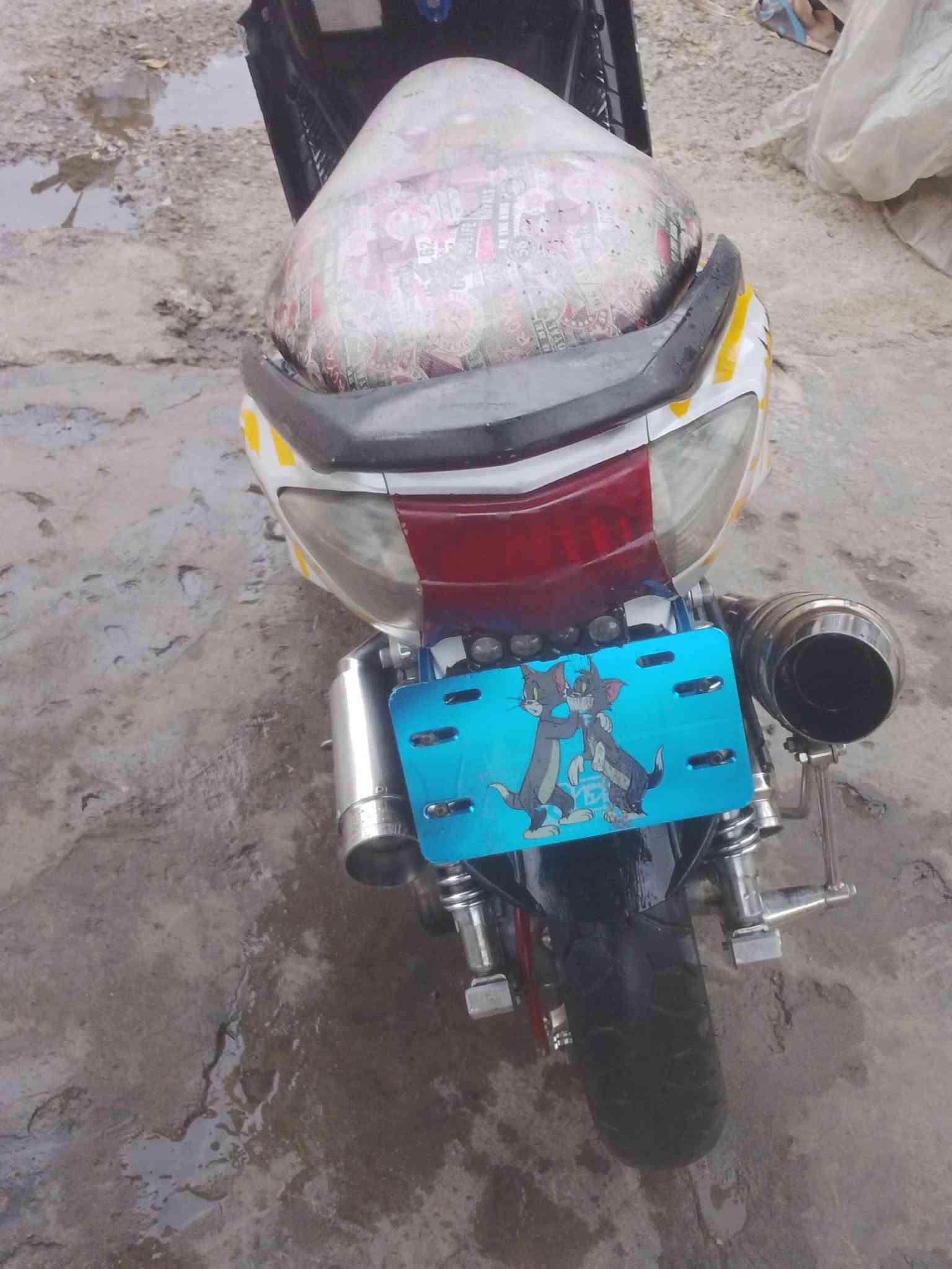 سكنس • مزودة • ٥٨ ونص