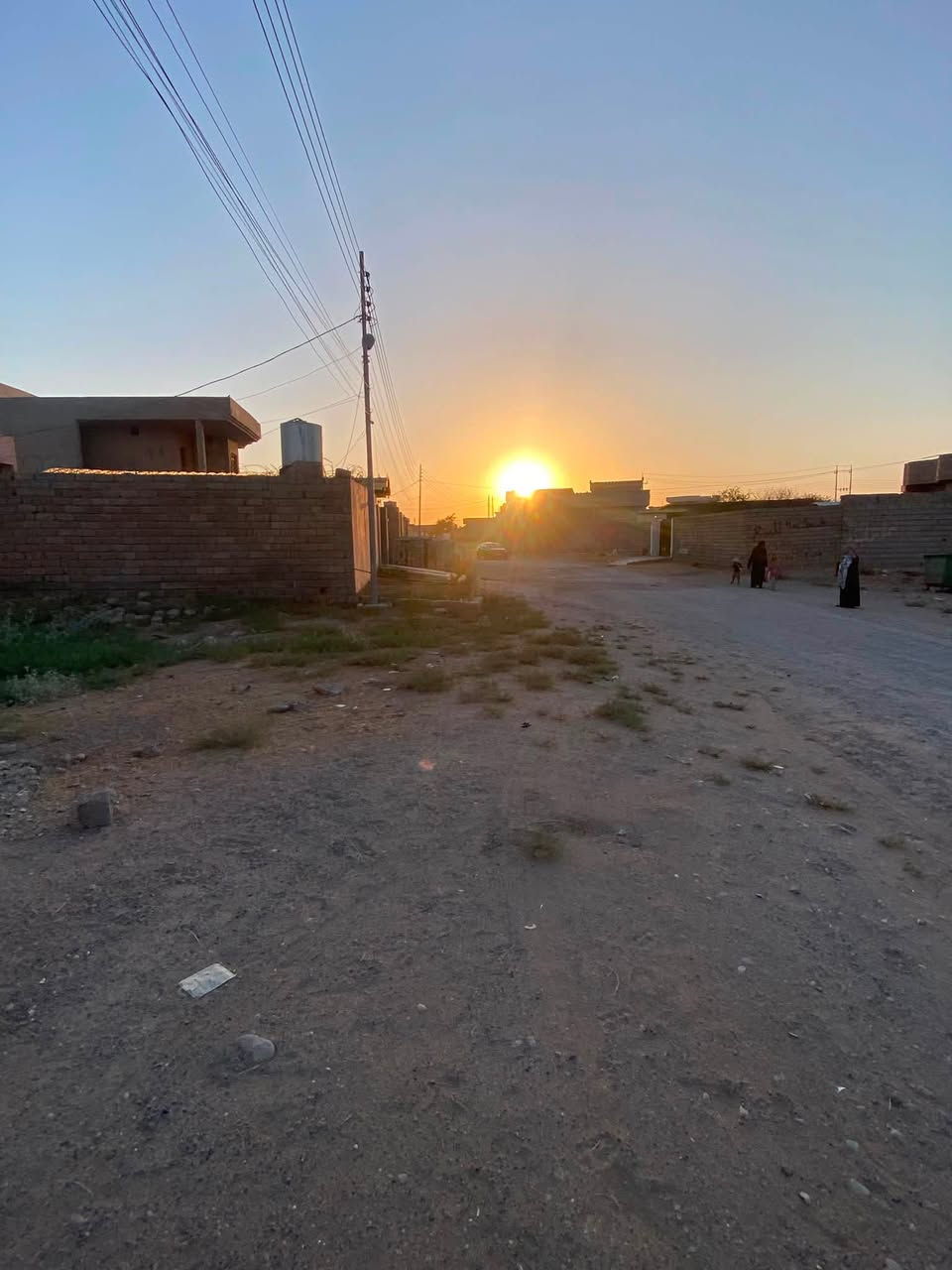 للبيع
هيكل طابو صرف حي الاسمدة مساحة 250 متر شارع 30 غرفتين نوم استقبال مطبخ صالة داخلية صحيات للاستفسار مراسلة الصفحة او الاتصال على الارقام التالية 

***********

***********
