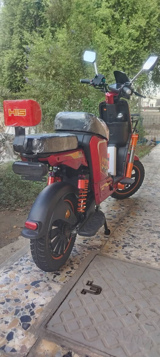 دراجة شحن X900 • جديدة جداً • بطاريات دبل ٣٢أمبير
