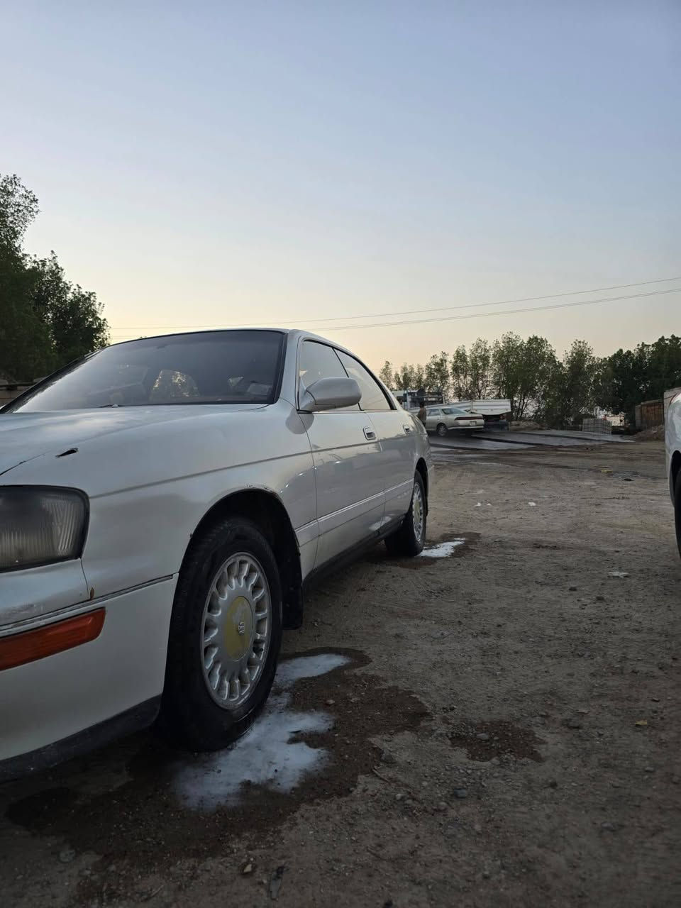 بطه موديل 1992 مكينه كير حداديه تخم تاير بيهه صبغ  بل مدكر الخلفي عكس السايق مكلف بل نشر رقم صاحب السياره *********** سعر 52
