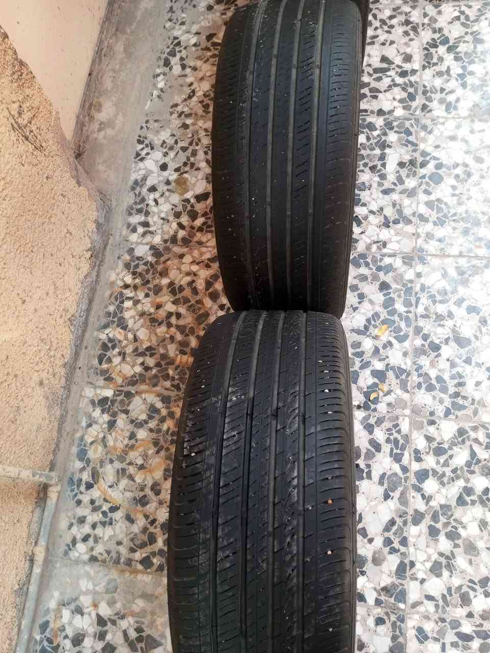 سلام عليكم تخم تاير للبيع
KUMHO حجم 225/45/17
***********
