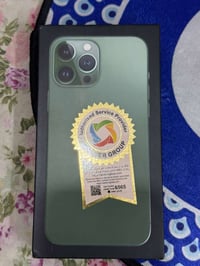 13pro max 256 ماستر  الجهاز نضيف لدرجه بطاريته 87 كامل ملحقات شرق اوسط...