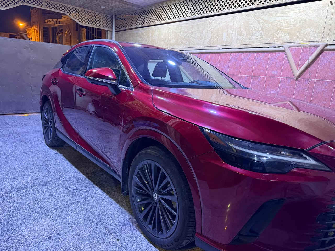 Lexus Rx350h
2024 
17000 miles 
مواصفات بريميوم 
خمس كامرات 
أربع أبواب بصمه
تشغيل عن بعد
فتحة سقف
كشنات امامي خلفي كهرباء وتدفئة وتبريد 
رادارات امامي خلفي 
صندوق كهرباء ويفتح بالقدم 
رقم أربيل دخول جديد سنويه وهزة جديده باسمي 
حادثه صندوق وبنيد 
دواخل فقط شاصي خلفي معدل سحب بدون كص او لحيم
للاستفسار 
***********
السعر 345 وبيه مجال
