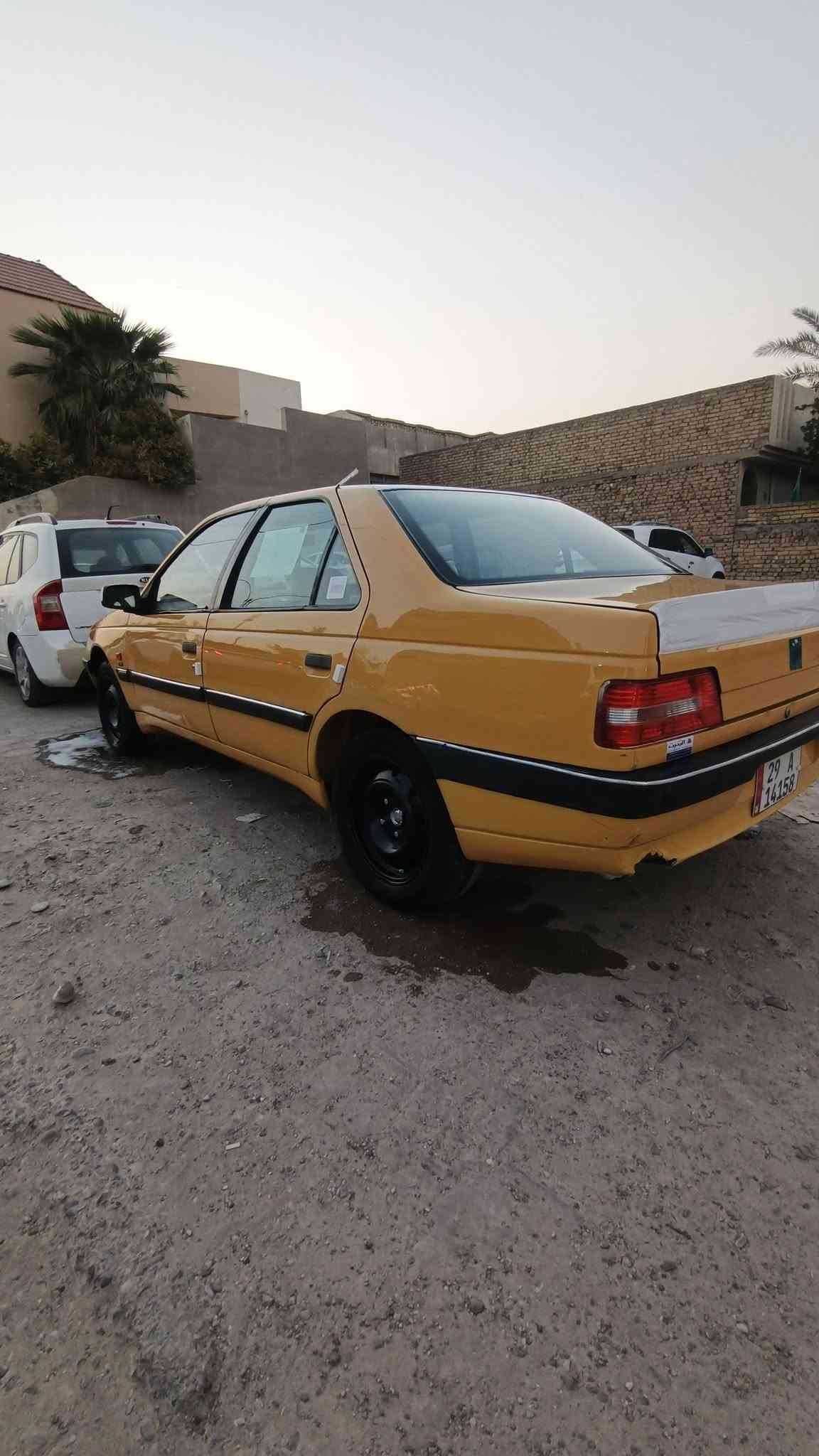 السلام عليكم بيجو لميس ١٥ رقم واسط مكينه جديده تبريد ثلج  سياره منظومة غاز بنزين جديده مكان سياره نعمانيه ٣٢ موبايل ***********
