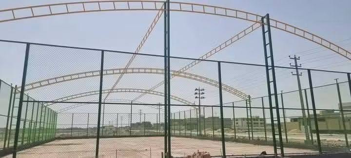 تجهيز ملاعب • تارتان • ثيل هولندي