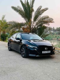 للبيع   نيسان سنترا  موديل2024 الشكل الجديد ماشية 33   SV    مواصفات  ...