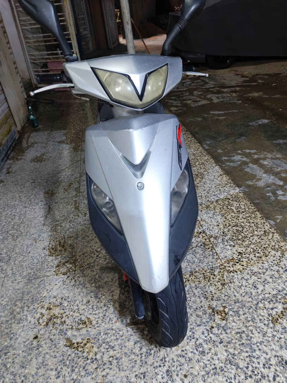 دراجه ثعلب 140 جاهزه كلشي مابيها مفتوحه مره وحده بس قبل 3 أشهر السعر 500 وبيها مجال
متواجد واتس اب ***********
