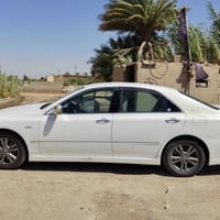 شاهينه للبيع موديل 2004  كير محرك مكفولات  دكمتين تحكم ستيرن تبريد ثلج...