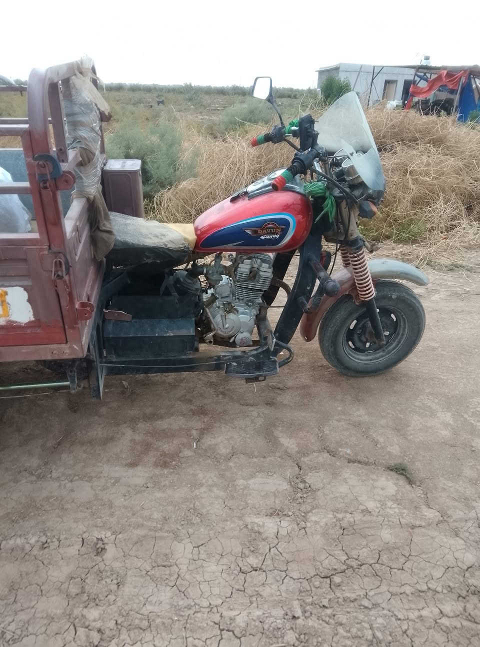 سلام عليكم ستوته دايوان 19 خير من الله كربيات كله شقاله سعر 1350 عنوان واسط العزيزيه ***********
