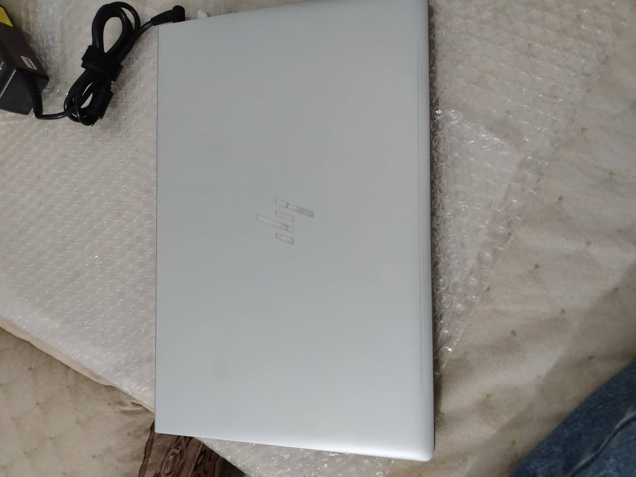HP • كور i7 جيل ١٢ • رام ٨ هارد ٢٥٦