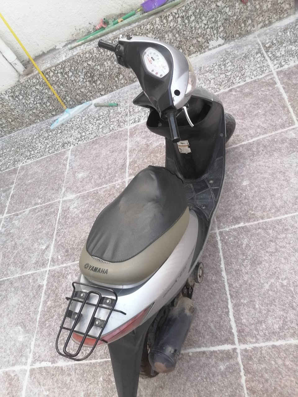 دراجه سازوكي طافيه ما تشتغل السعر 200وبيه مجال للشراي الرقم *********** العنوان ميسان
