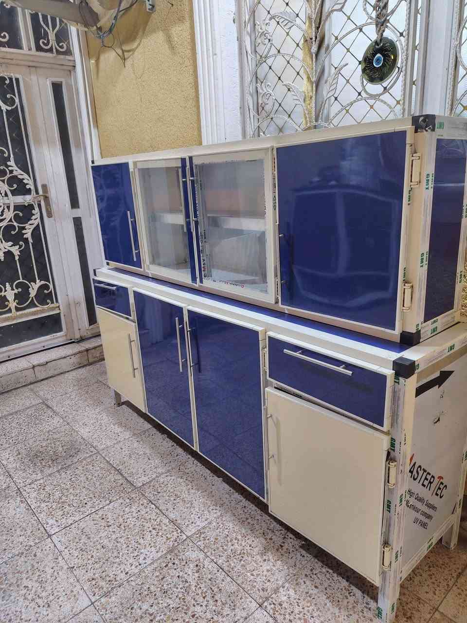 مکلف ب النشر کاونتر المنیوم تزکام 3 قطع للبیع مکانه کوت وای استفسار ع ***********
