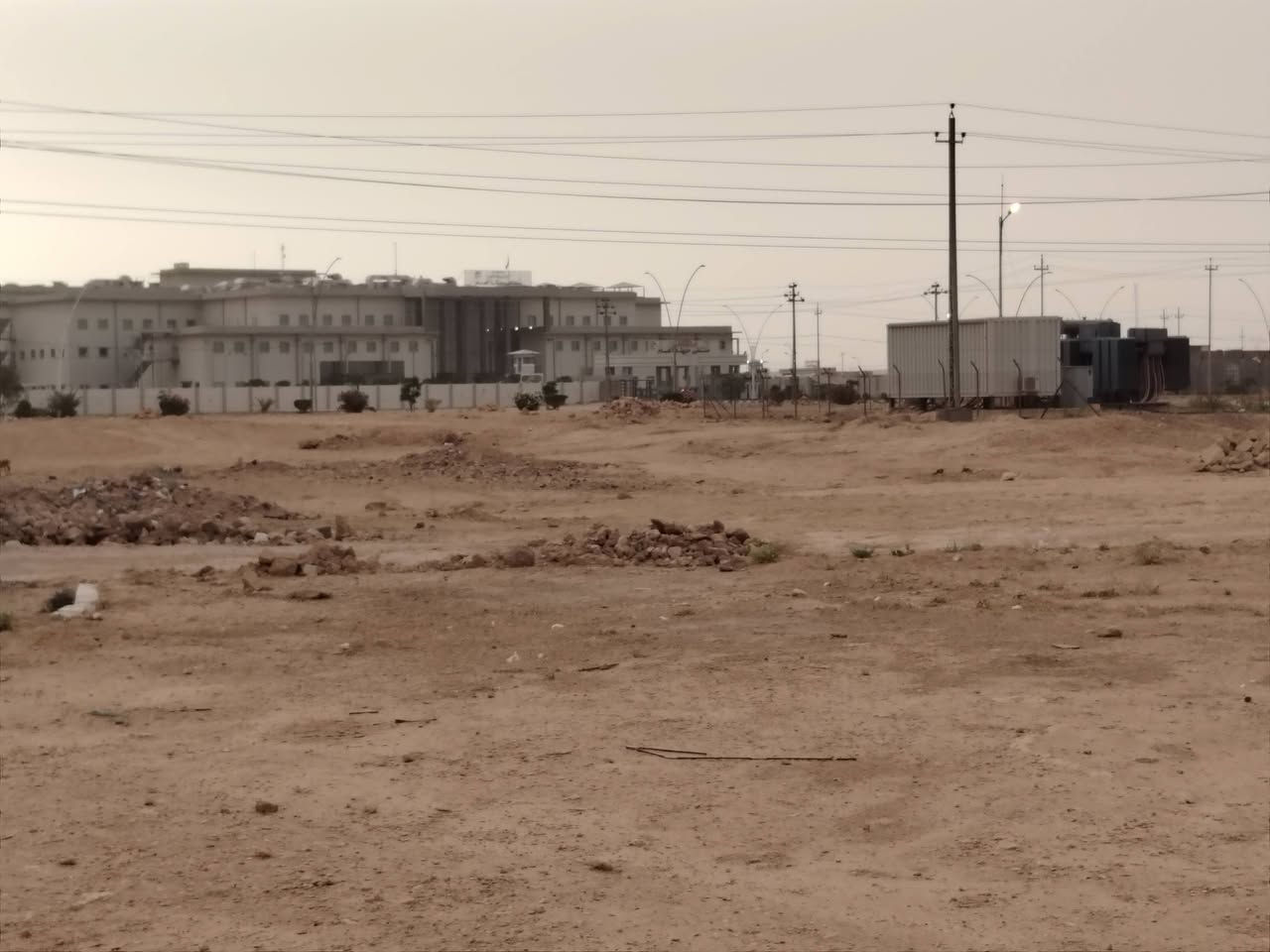 السلام عليكم
/بيع مستعجل /
قطعه أرض طابو صرف
/للبيع /قرب دار استاذ شهاب
وقرب مستشفى الجديده
وقريبه على المحوله الكهرباء

على سايدين /الحولي /
القطعه واصله /ماء /كهرباء /

مساحه 250 متر
رقم القطعه 9764
السعر 10 مليون وربع بيه مجال بسيط
للاستفسار على رقم ***********

نص مكتوب في الصور:
- القطعه
- شارع 20 القطعه