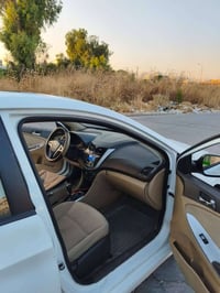 اكسنت • ٢٠١١ • اوتوماتيك