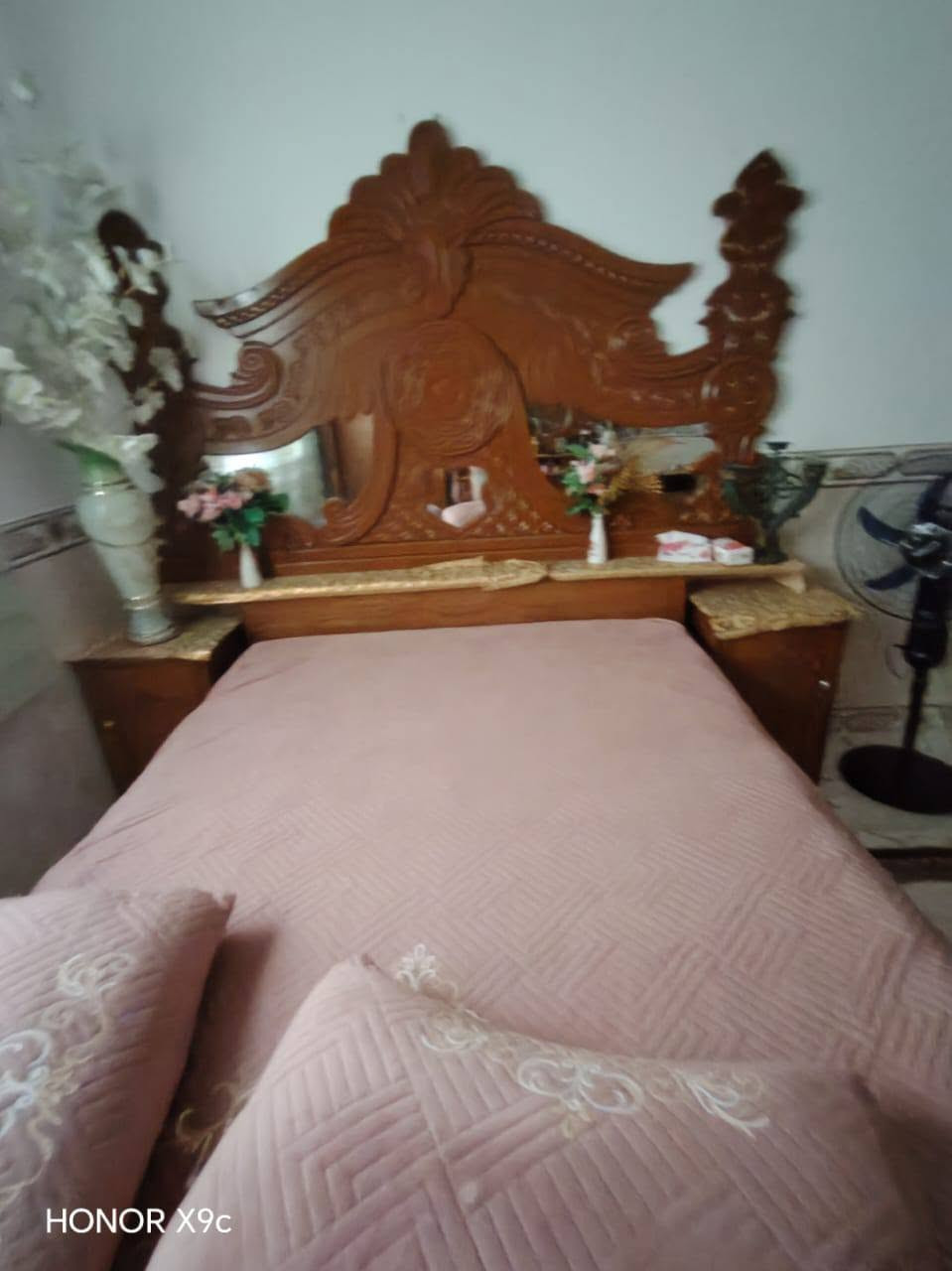 غرفه اخشاب نضيفه للبيع  المكان سيد دخيل***********
