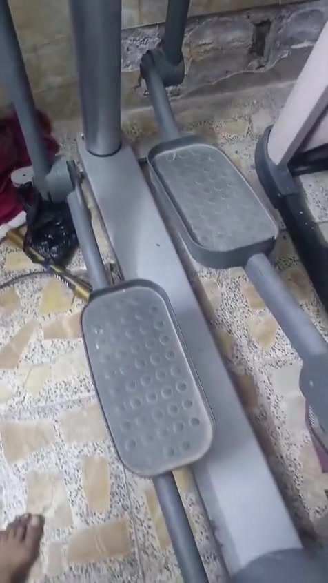 السلام عليكم اوبتكال لايف فتنس امريكي مال قاعات وزن مفتوح على البطاريه بالمسافه المقطوعه وعدد السرعه جهاز كامل سعره قفله 300 مكاني بغداد مدينة الصدر وهذا رقمي   ***********
