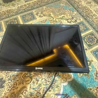 شاشة كمبيوتر • ٢٤ بوصة • ٦٠ هرتز