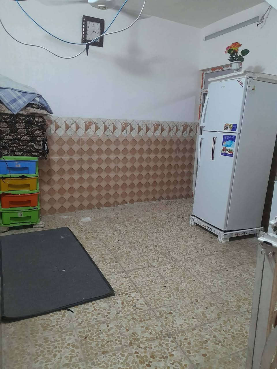 عندي بيت اللبيع حي الهرمات مساحة ١٠٠متر بناء حديث ملك صرف طابو السعر ٥٨مليون وبي مجال قليل هرمات الخامسة يم سايدين ربيعه يم المول تي مارت
الرقم خاص
