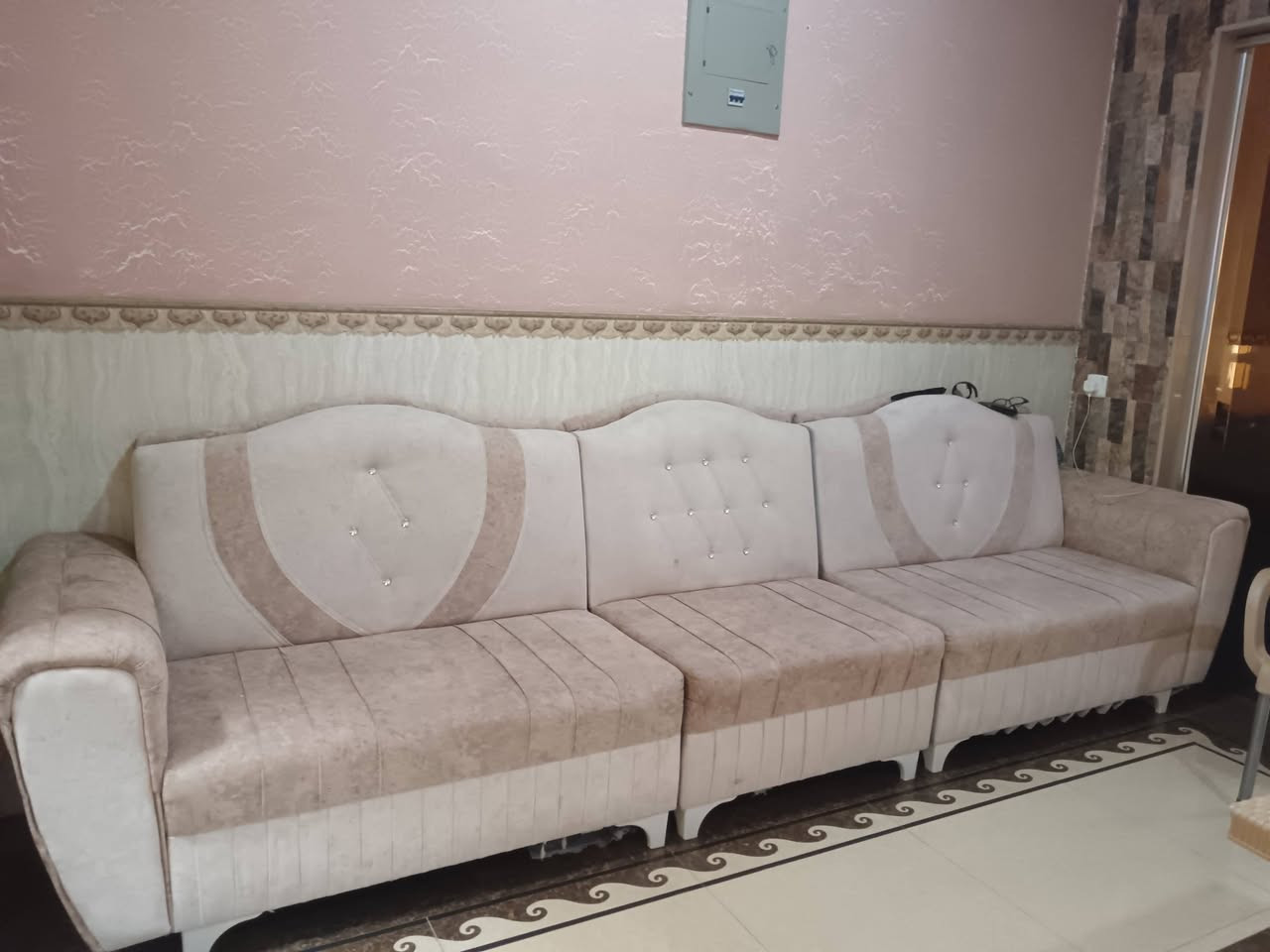 خزائن • ديكور • اتصال