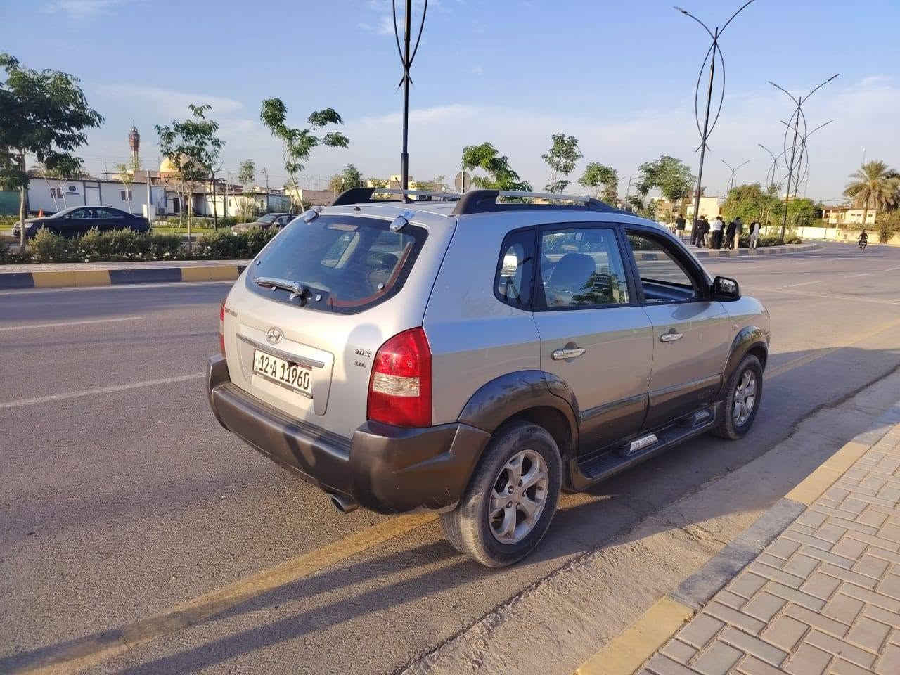 السلام عليكم
متاح سيارة تُكسن ٢٠٠٩ محرك ٤ vvt 
خليجي سنوية جديدة باسمي رقم نينوى
كوبون بانزين، سلايت، تبريد فول، سيارة نظيفة ما تحتاج اي شيء بوند مصبوغ، والصندوق فقط كلير
١١٠$
موصل جانب الأيمن قرب المطار

 ***********
***********
