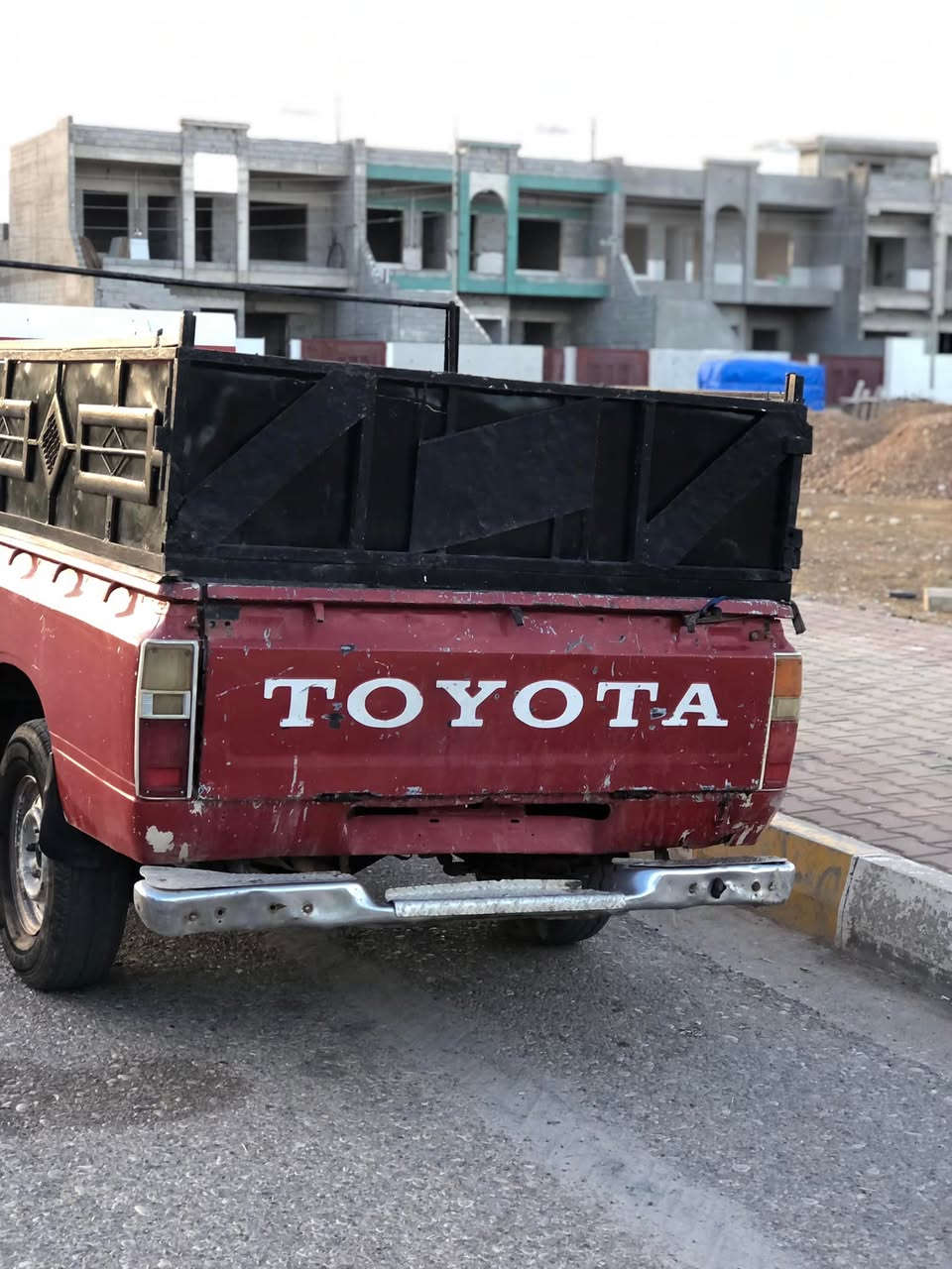 موديل ١٩٨٢ • بدون مصاريف • بدون خدوش
