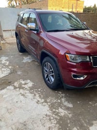جيب موديل ١٩ بسمي سياره حادثه بنيد مبدل وجاملغ نفسه راجع رقم بغداد دول...