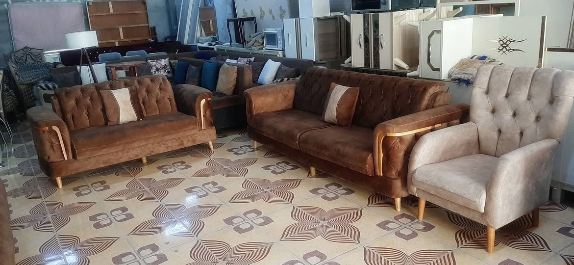 معرض العماد//تخم تركي مودرن سريري مستخدم اخو الجديد بشرط النضافه ***********//*********** كركوك, العراق
