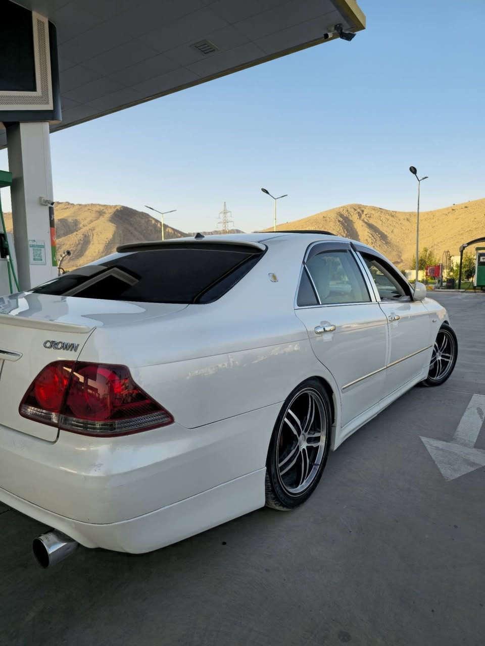 2007 Crown athelete 3.5L 184 GRS✈️🔥
بڕاوە بڕاوە بڕاوە 
......کۆد کراوە......
سەرەتا بەناوی خوای گەورە 
شاهینە مۆدێل ٢٠٠٧ بەسمە رەساسی 184
شانسی 184 
٣ دوگمەی فول فول مواسەفات 
سڵاید
ناو سپی ساج سوور
کوشن جڵد و هیتەر 
ساڵۆنسای سپۆرتی لەسەرە سەوتی زۆر خۆشە
بەسمە رەساسی
بەسمەی هەموو دەرگاکانی مەزبوتە
تەبرد و سارد و گەرم مەزبووتە
دوو کوشن کارەبا و سوکان کارەبا 
146000km رۆشتوە 
هەیکەل و ناو دەری زۆر لۆک و جوانە 
ویلی سپۆرتی سایزی ١٩ی لەژێرە
تایەکانی تازەیە 
سەیارەکە نوقسانی نییەهیچ  تەقە و ڕەقەی نییە
سەقف و کەڤەر و شانسی و گشت گیانی بەشەرت
کۆدی هەیە و کۆدەکە دەخەینە سەر ناوی تۆ 
گۆڕینەوەش دەکەم بە شتێک بە دڵم بێ
موشتەری نامە بنێرە یان تەلەفۆنکە 
شوێن. ڕانیە..چوارقوڕنە
***********
