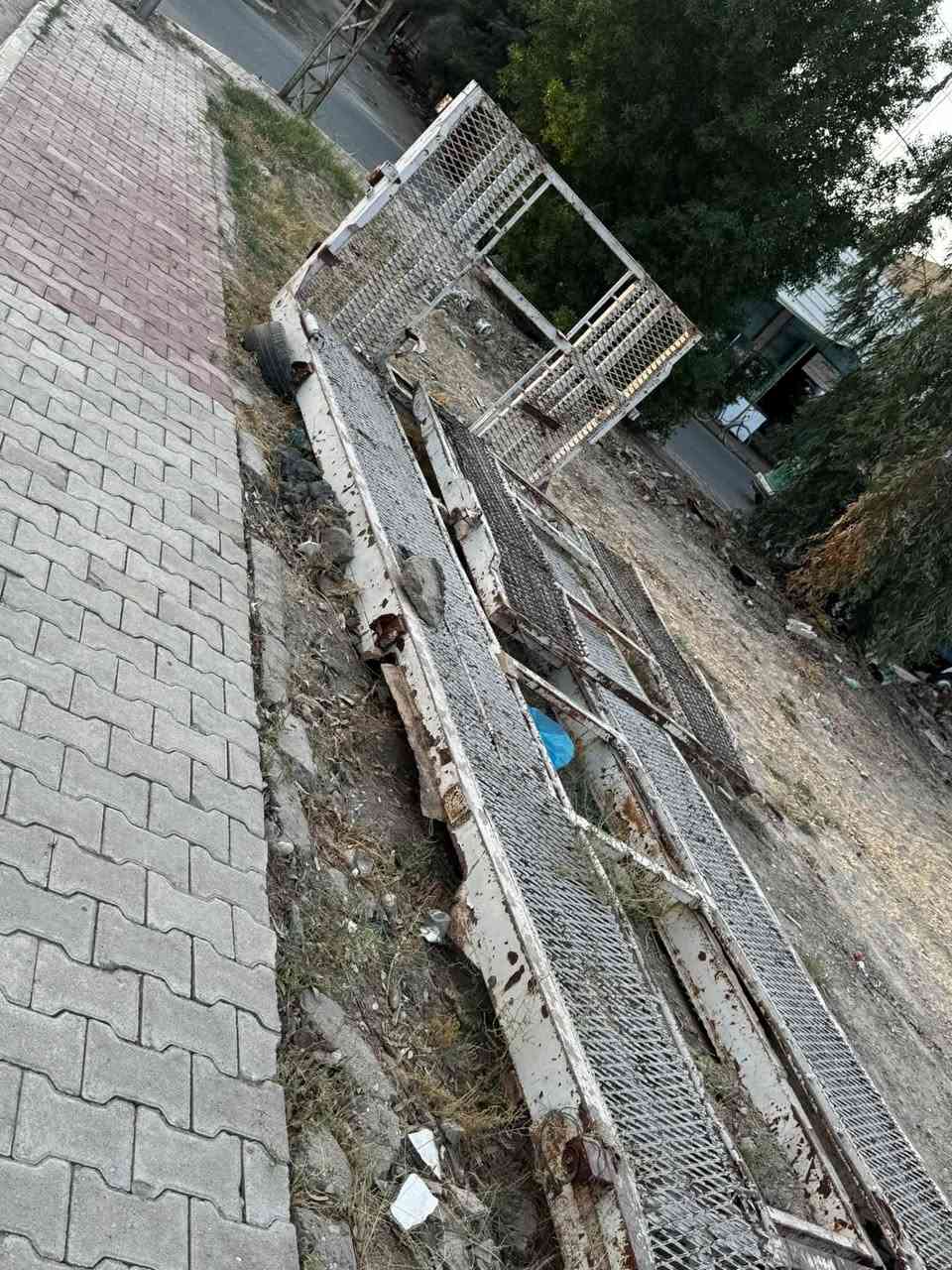 السلام عليكم سطحه لبيع الأنبار هيت قيم ببل يحبه الله ***********
