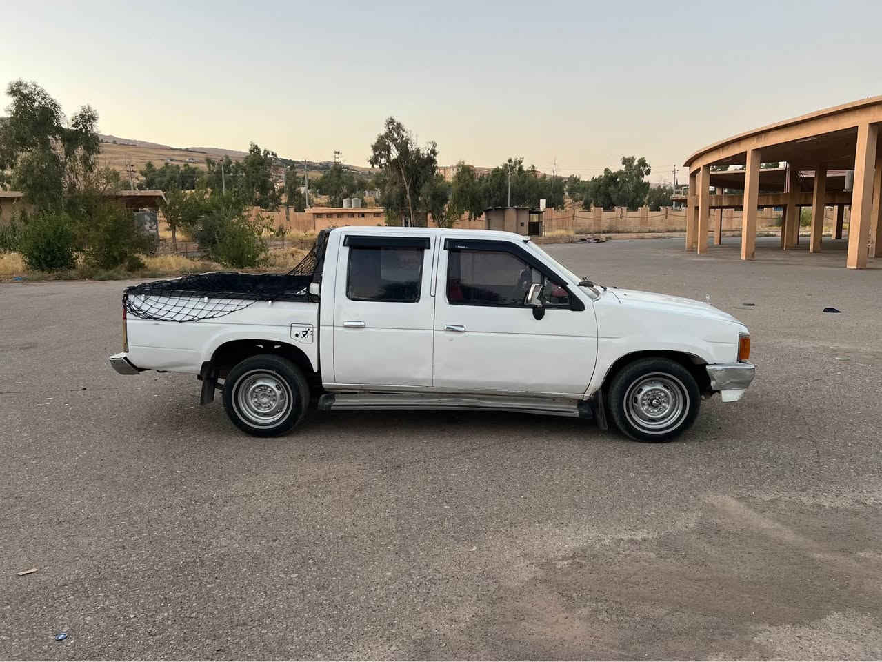 نيسان پكاب موديل1989نمونه له جواني مه كينه نيساني2002گيرومه كينه ئه كسل شانسي به شه رت سه نه وي به سه رجوه فه حسو هه زه ي تا زه يه 170هه زارً. خرامه له سه ره 4تايه وويلي نوي له بنه دينار مه سره في نيه پشتو پيشي ده عمي نيه وه ركه ران به شرت پاره ي. يه ك مه نه فيسته نرخ 28گه لازم ***********.      ***********واتس ئه بي له سه ره كويسينجاك, أربيل
