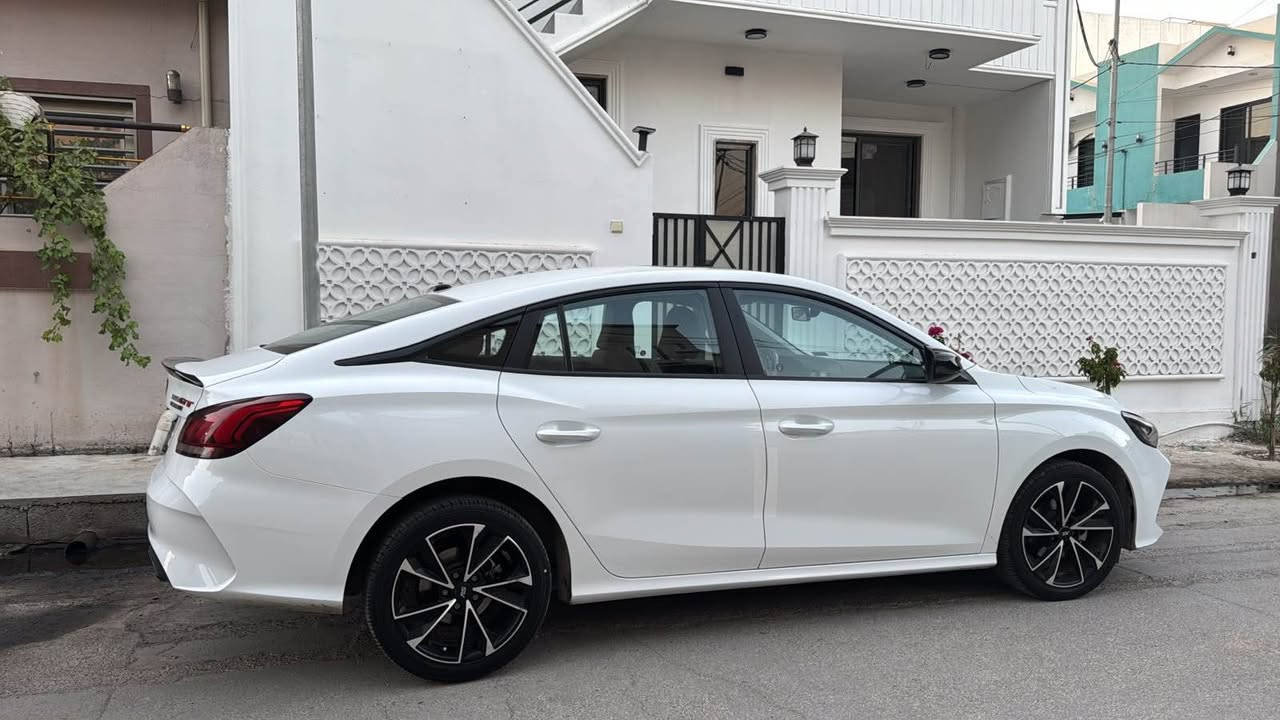 Mg gt 2024 كير اوتو
شكل المارسدس
بصمه
سستم سماعات
سقف سلايت
سياره نضيفه 99%
بيهة شخط ومصبوغ يم باب السايق جوه
السياره نصيفه وكل شهر اوديهة صيانه
شرط الفحص
السعر 120 وبيهة مجال
عنوان السياره كركوك
للتفواض 
وتساب 0***********7710202700هاتف كركوك, العراق
