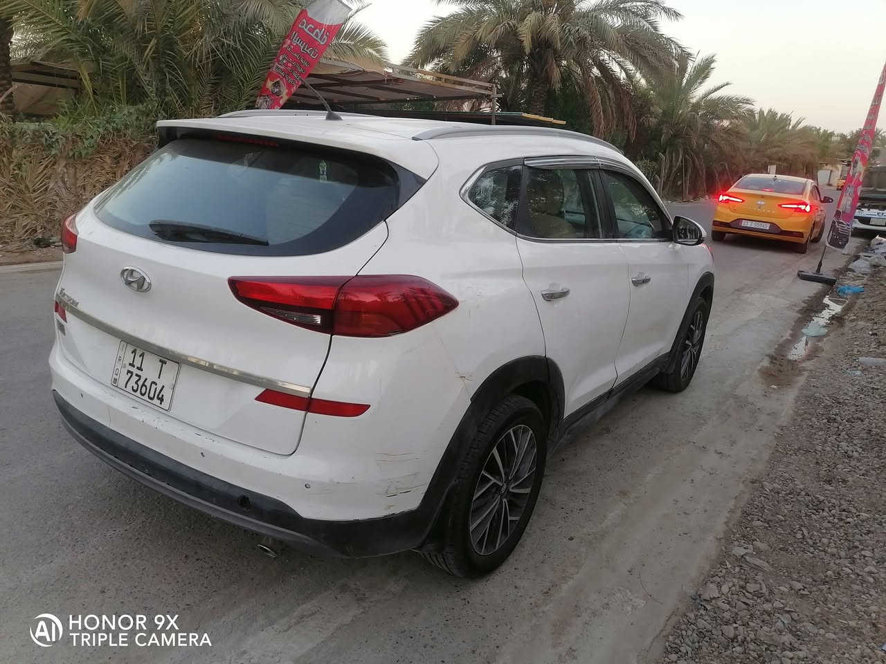 120 السعر
توسان 2020 
صار بيه حادث وفترت اوصار بيه طخطخات
ونصبغ 3 قطع صبغ بدون دواخل خلاص بس اني ابيعلك احزام بدون دواخل
محرك 200 دوش ابلادي مامفتوح ولكير اي تي المرغوب
صدر امامي تعبان
تبريد ثلج قطعتين
السياره نص فول بصمه مري شفط
مكاني الشعب السريدات ***********
رقمه بغداد مشروع وطني تحويل بسمي السيارة
