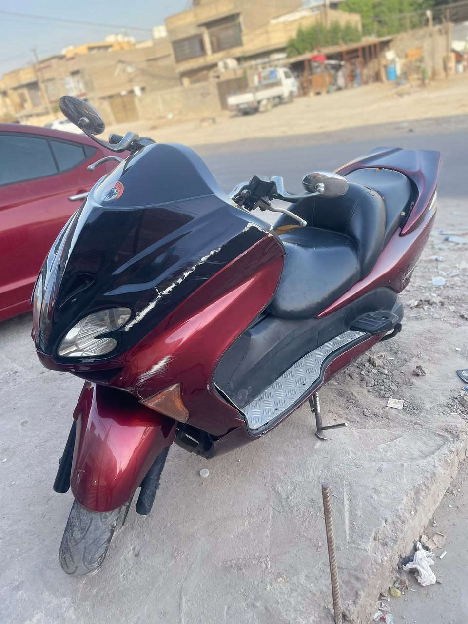 سلام عليكم
فورزه صفر8 دراجه نضيفه ما مفتوحه وبكل وقت نكره 
ما بيه اي نقص بس لكير لاغي ما بي اي شي 
مكاني بغداد تقاطع درويش لبياع سعر ٩٠٠ وبيه مجال حك جيه 
رقم ***********وتساب موجود
