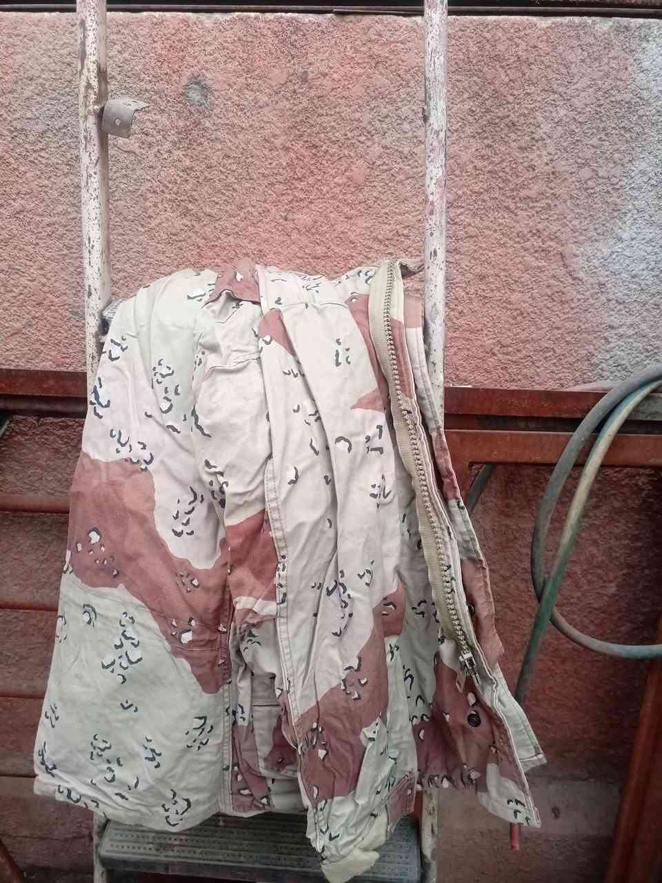 ملابس • بدون تفاصيل • للبيع