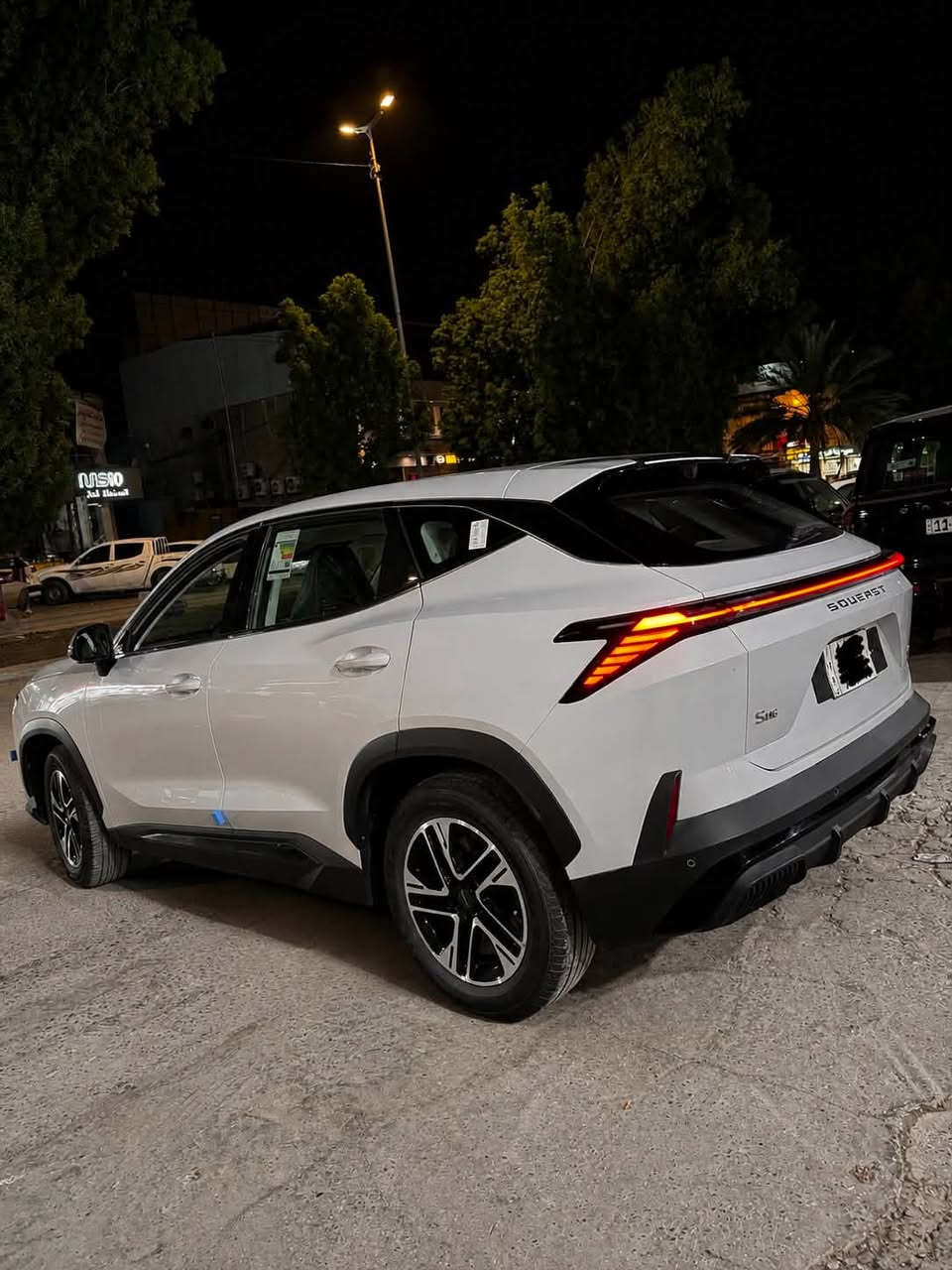 سوئيست S06 كمفورت موديل 2026 🚗

رقم بغداد - مكان السيارة حلة بابل
لون : سمنتي -كفالة عامه

✅ 8,200 كيلو متر

✅ محرك 1.5 لتر تيربو (1.5T)

✅ 4 سلندر بنزين

🛡 الضمان:

ضمان المحرك 10 سنوات أو 1,000,000 كم (أيهما أسبق).

الضمان مقدم من شركة هارلم.

📋 المواصفات: كما موضحة في الصورة الأولى.

السعر : 158 ورقة .

📞 للاستفسار :

***********.
